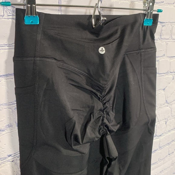 Halara UltraSculpt SoCinched High Waisted Legging Black Size S NWT Athleisure - Picture 4 of 9